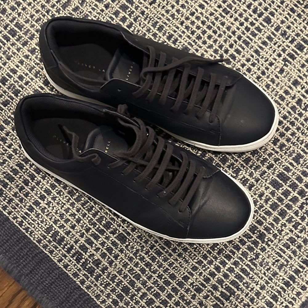 Oliver Cabell Black Low-Top Sneakers with White Sole - Picture 3 of 6